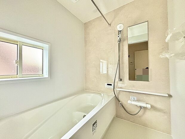 1日の疲れを取るゆとりある浴室です。