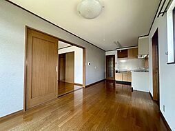 狭山市広瀬台三丁目　中古戸建 4SLDKのリビング/ダイニング