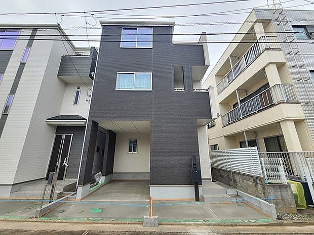 五感で感じる、現地でしかわからない事も沢山ございます。周辺環境なども一緒にご案内いたしますのでお気軽にお問合せください。