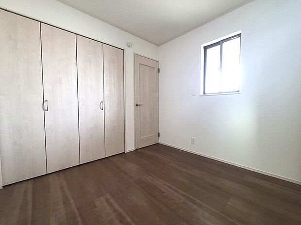 大容量クローゼット付き!家族の成長と共に増える荷物もスッキリ収納。