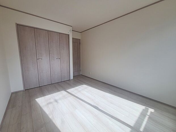 収納豊富な間取りで家の中がスッキリ片付きそうです。 