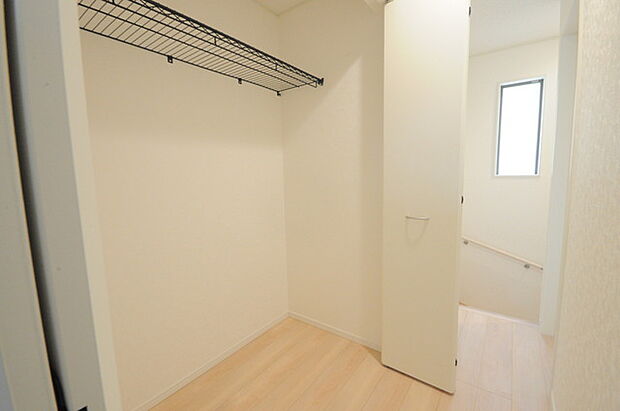 収納豊富な間取りで家の中がスッキリ片付きそうです。 