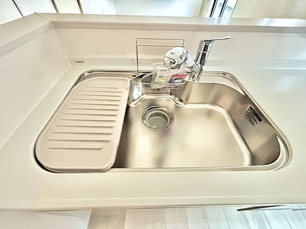 お手入れのしやすいシンク回り