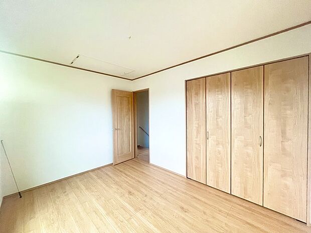 収納スペースが豊富なためお部屋も綺麗に片付きます。