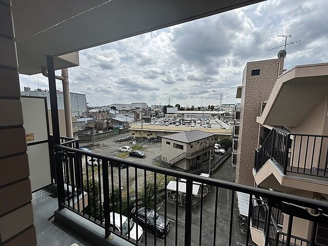 バルコニー 日神パレステージ所沢 5階/-