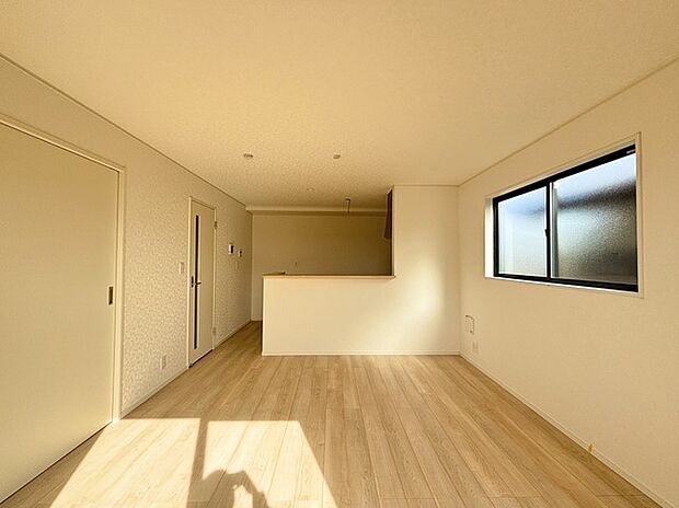 夕食の時間。家族、友人、両親、親戚との会話がより料理を美味しくしてくれる。あっという間に時間が過ぎてしまう居心地の良さは、普段はほっとする空間としてここにあります。