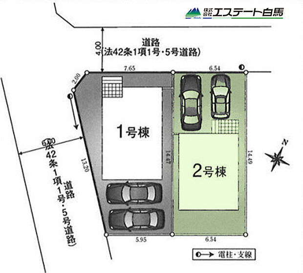 北向きの整形地です。 カースペース並列2台駐車可能です。