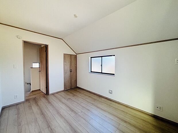 収納豊富な間取りで家の中がスッキリ片付きそうです。