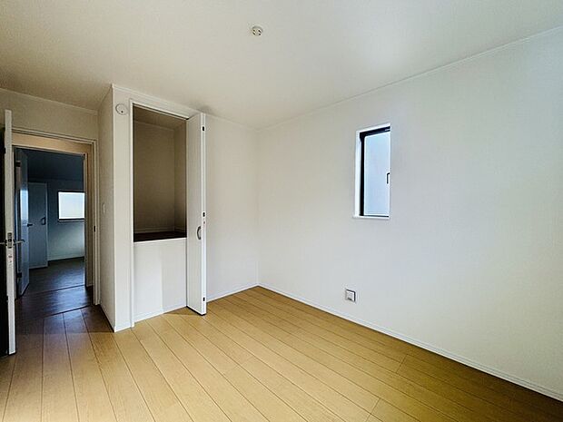 収納豊富な間取りで家の中がスッキリ片付きそうです。 