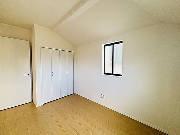 収納スペースが豊富なためお部屋も綺麗に片付きます。 