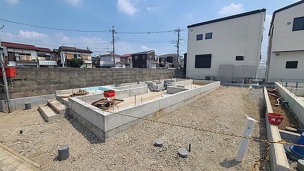 五感で感じる、現地でしかわからない事も沢山ございます。周辺環境なども一緒にご案内いたしますのでお気軽にお問合せください。