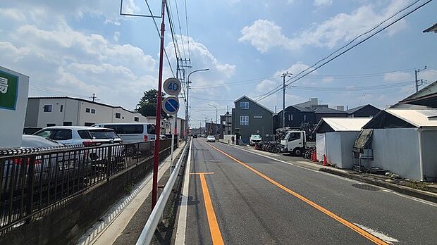 五感で感じる、現地でしかわからない事も沢山ございます。周辺環境なども一緒にご案内いたしますのでお気軽にお問合せください。