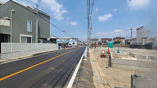 五感で感じる、現地でしかわからない事も沢山ございます。周辺環境なども一緒にご案内いたしますのでお気軽にお問合せください。