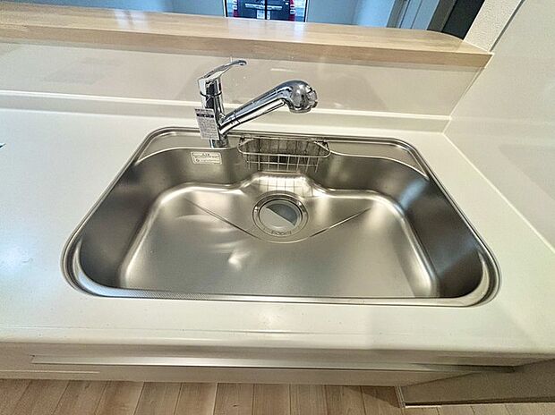 お手入れのしやすいシンク回り