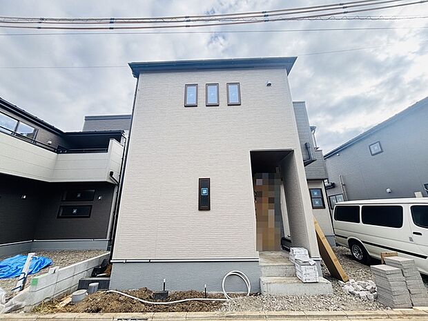 お客様をお迎えする玄関、お家の出入りもスムーズに行えます。 