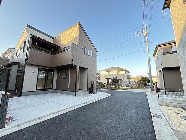 五感で感じる、現地でしかわからない事も沢山ございます。周辺環境なども一緒にご案内いたしますのでお気軽にお問合せください。 