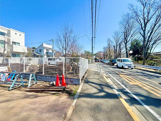 当日ご案内可能です！物件だけでなく、周辺の環境や他にご希望の物件もまとめてご案内可能です。（火曜・水曜日も営業）下のお問い合わせボタンよりお気軽にお問い合わせください。 