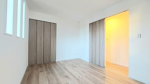 2階 約6.0帖洋室