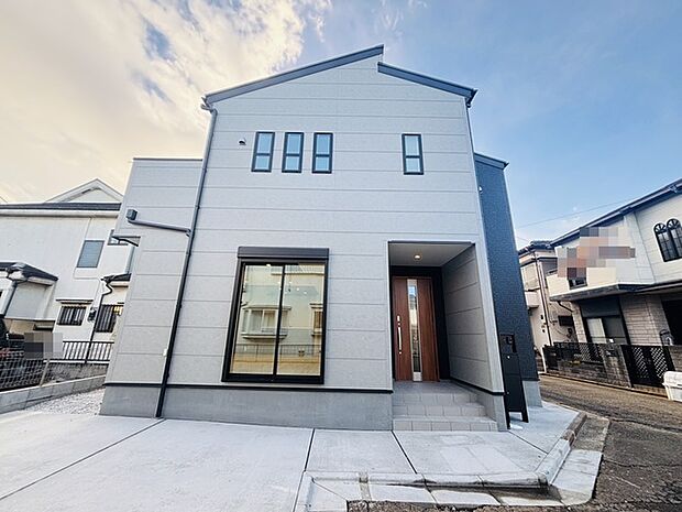 五感で感じる、現地でしかわからない事も沢山ございます。周辺環境なども一緒にご案内いたしますのでお気軽にお問合せください。 