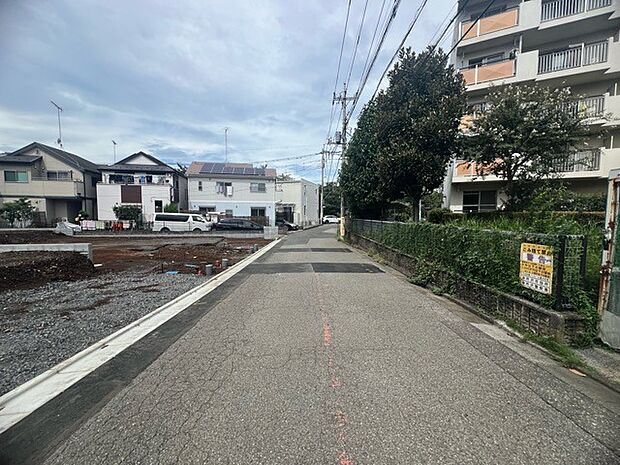 五感で感じる、現地でしかわからない事も沢山ございます。周辺環境なども一緒にご案内いたしますのでお気軽にお問合せください。 