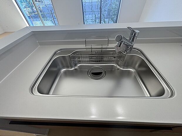 お手入れのしやすいシンク回り