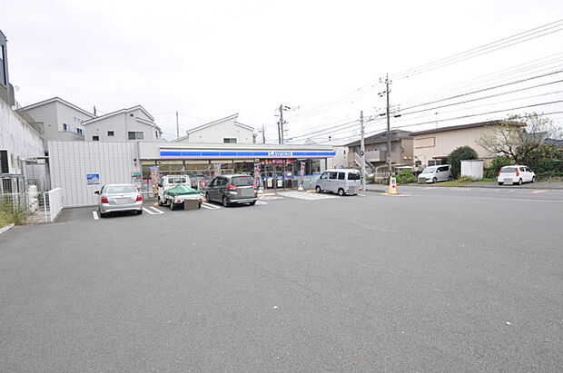 ローソン所沢小手指元町店（410m）