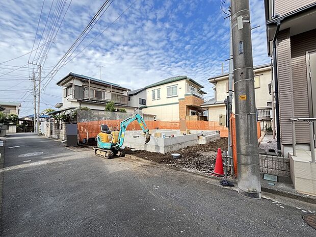 五感で感じる、現地でしかわからない事も沢山ございます。周辺環境なども一緒にご案内いたしますのでお気軽にお問合せください。 