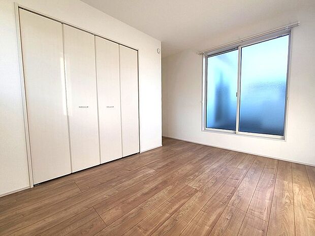 収納豊富な間取りで家の中がスッキリ片付きそうです。