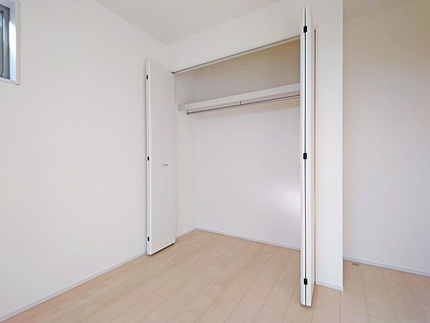 収納豊富な間取りで家の中がスッキリ片付きそうです。