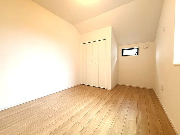 大容量クローゼット付き!家族の成長と共に増える荷物もスッキリ収納。