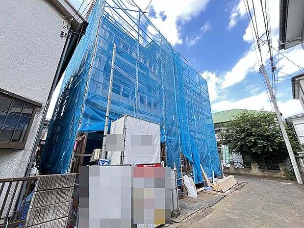 窓から眺める風景は一日の疲れを癒すヒーリングを奏でる、心地の良い時間を演出してくれます。室内も重要ですが、周りの環境もマイホーム選びの大事なポイント 