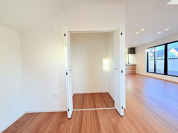 収納豊富な間取りで家の中がスッキリ片付きそうです。