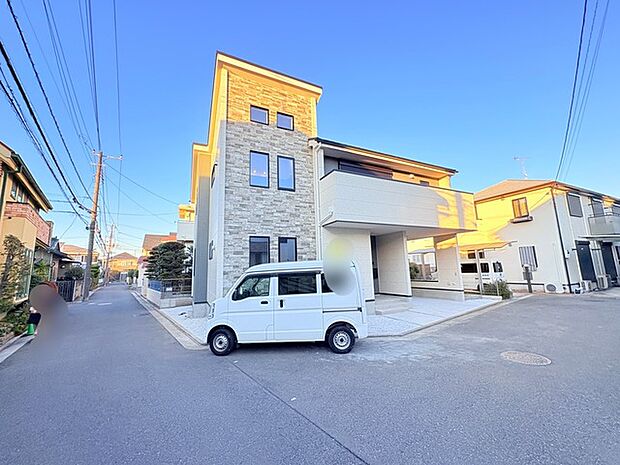 五感で感じる、現地でしかわからない事も沢山ございます。周辺環境なども一緒にご案内いたしますのでお気軽にお問合せください。 