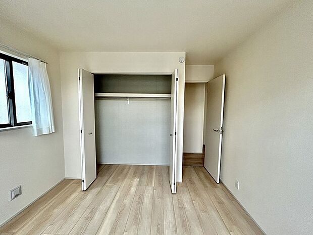 収納豊富な間取りで家の中がスッキリ片付きそうです。