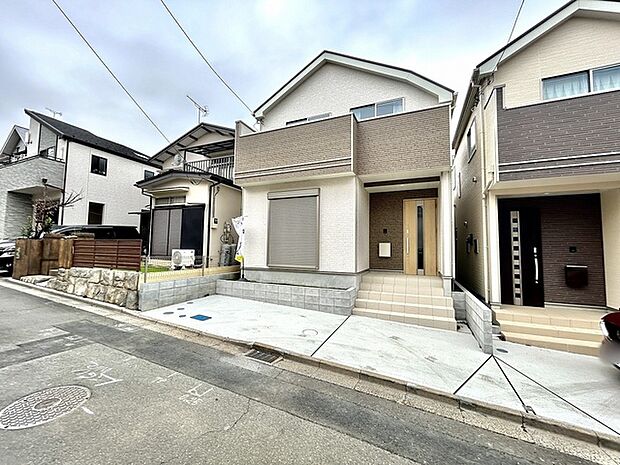 五感で感じる、現地でしかわからない事も沢山ございます。周辺環境なども一緒にご案内いたしますのでお気軽にお問合せください。