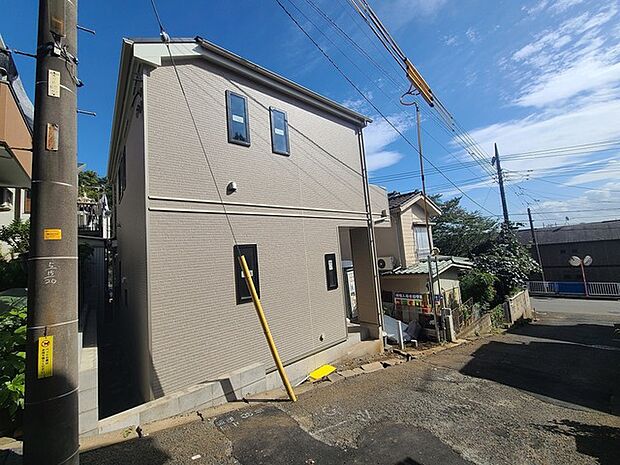 五感で感じる、現地でしかわからない事も沢山ございます。周辺環境なども一緒にご案内いたしますのでお気軽にお問合せください。