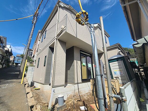 五感で感じる、現地でしかわからない事も沢山ございます。周辺環境なども一緒にご案内いたしますのでお気軽にお問合せください。