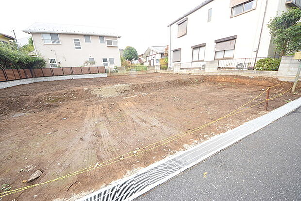 五感で感じる、現地でしかわからない事も沢山ございます。周辺環境なども一緒にご案内いたしますのでお気軽にお問合せください。 