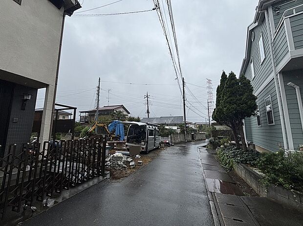 五感で感じる、現地でしかわからない事も沢山ございます。周辺環境なども一緒にご案内いたしますのでお気軽にお問合せください。 