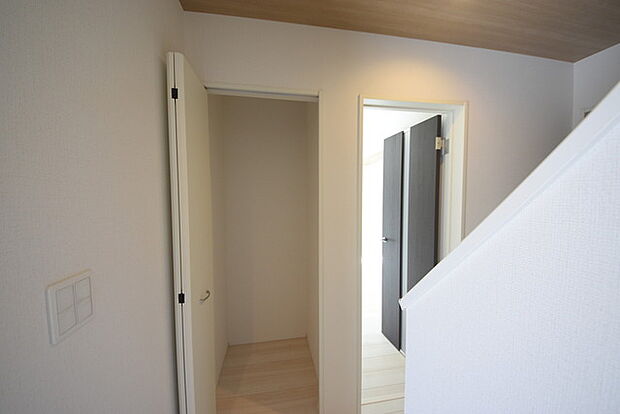 収納豊富な間取りで家の中がスッキリ片付きそうです。