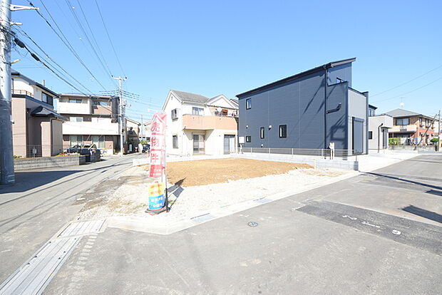 五感で感じる、現地でしかわからない事も沢山ございます。周辺環境なども一緒にご案内いたしますのでお気軽にお問合せください。 