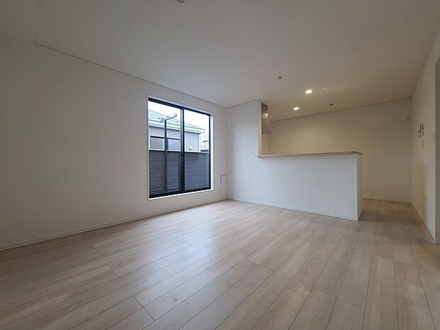 夕食の時間。家族、友人、両親、親戚との会話がより料理を美味しくしてくれる。あっという間に時間が過ぎてしまう居心地の良さは、普段はほっとする空間としてここにあります。