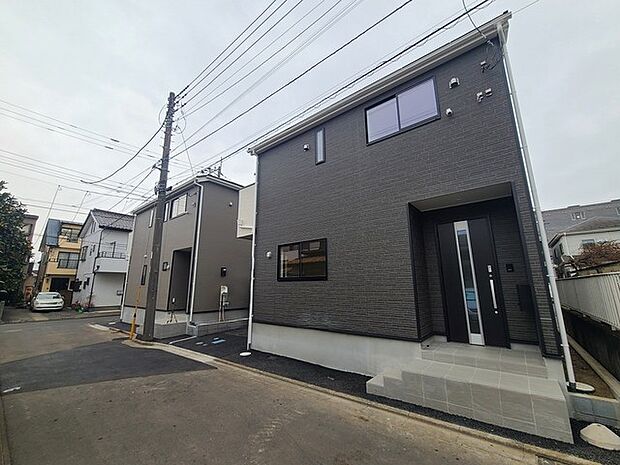 五感で感じる、現地でしかわからない事も沢山ございます。周辺環境なども一緒にご案内いたしますのでお気軽にお問合せください。 