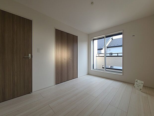 大容量クローゼット付き!家族の成長と共に増える荷物もスッキリ収納。