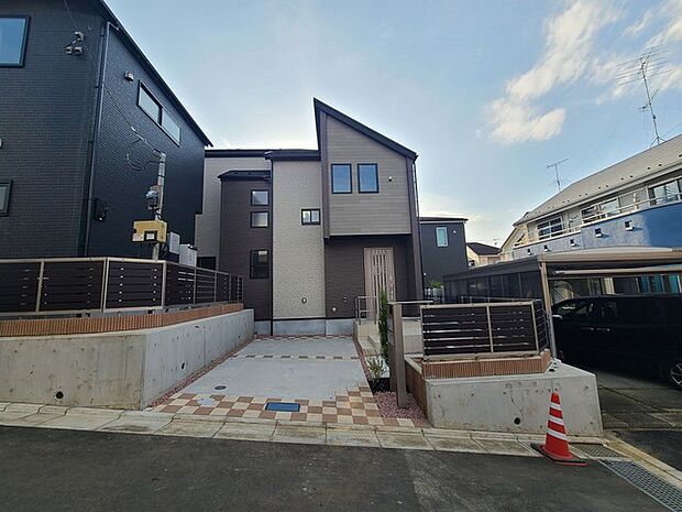 五感で感じる、現地でしかわからない事も沢山ございます。周辺環境なども一緒にご案内いたしますのでお気軽にお問合せください。