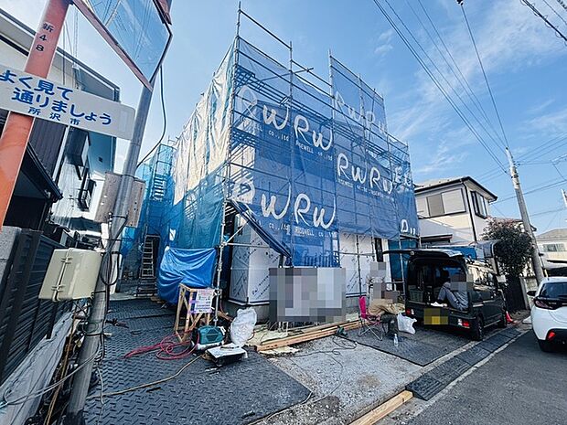 戸建てが立ち並ぶ静かな住宅街。四季折々の移り変わりを感じながら自然と楽しみ、暮らす、そんな毎日を日々の中で感じられる住環境