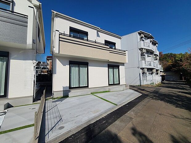 五感で感じる、現地でしかわからない事も沢山ございます。周辺環境なども一緒にご案内いたしますのでお気軽にお問合せください。