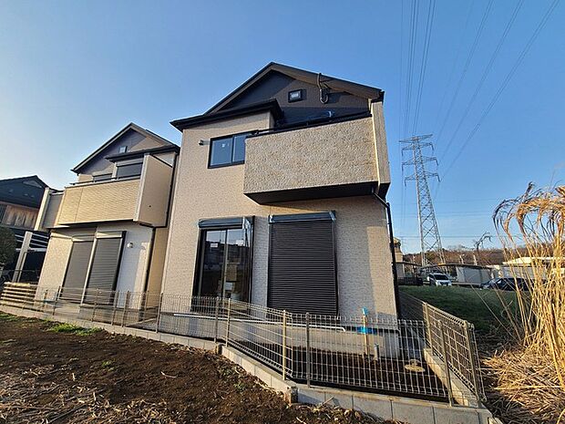 五感で感じる、現地でしかわからない事も沢山ございます。周辺環境なども一緒にご案内いたしますのでお気軽にお問合せください。