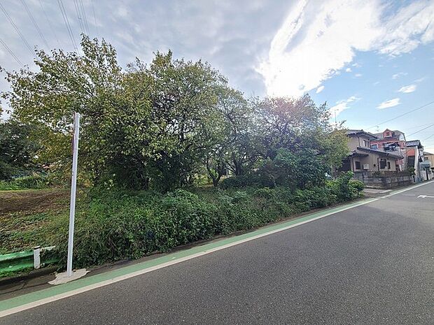 五感で感じる、現地でしかわからない事も沢山ございます。周辺環境なども一緒にご案内いたしますのでお気軽にお問合せください。 