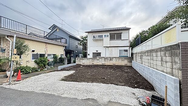 五感で感じる、現地でしかわからない事も沢山ございます。周辺環境なども一緒にご案内いたしますのでお気軽にお問合せください。